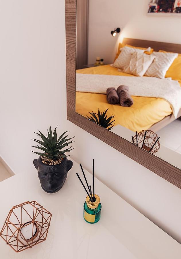Modern Comfort - 2Br Apartment Center Of St Julians & Paceville Saint Julian's Bagian luar foto
